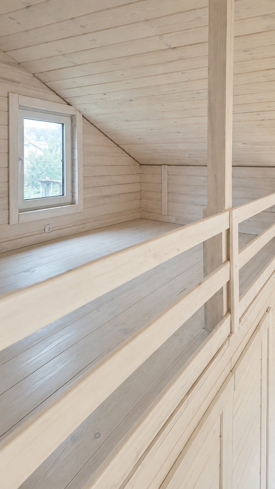 Garden House — простір мансарди