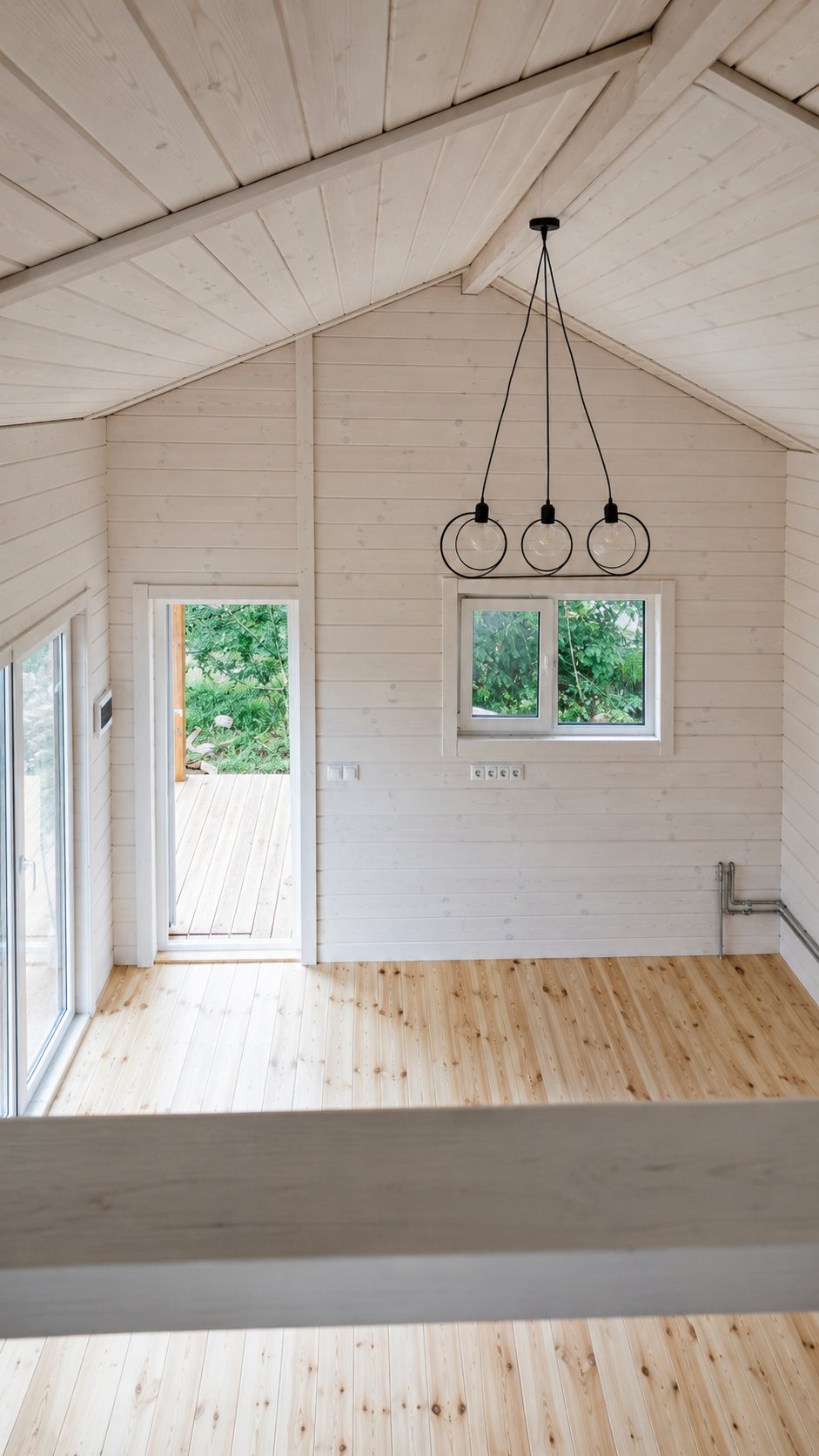 Garden House — вид з мансардного поверху